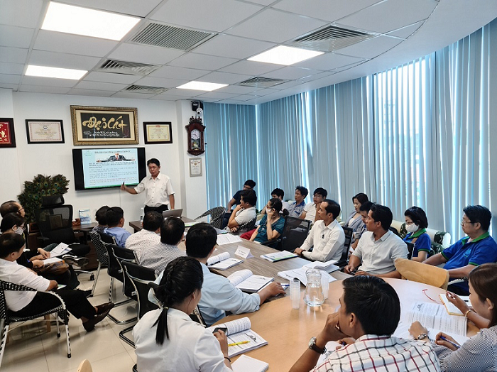 Chu-tich-Global-Home-1